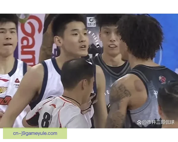 奎因42+7+8广东大胜吉林