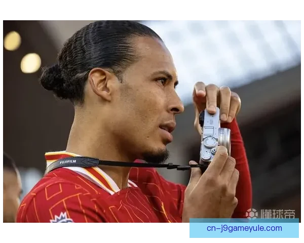 范戴克谈社媒批评对新生代影响 范戴克谈社媒批评对新生代影响